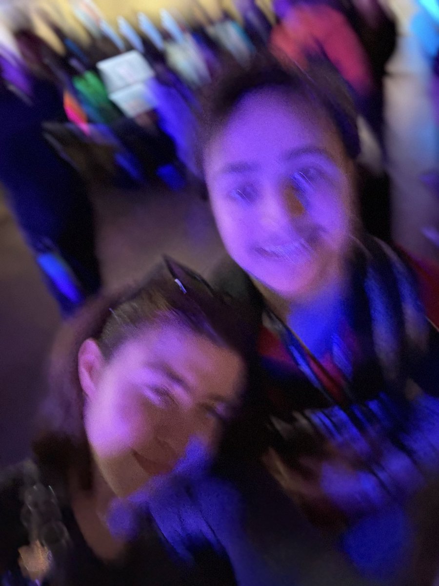 natalia tweet media