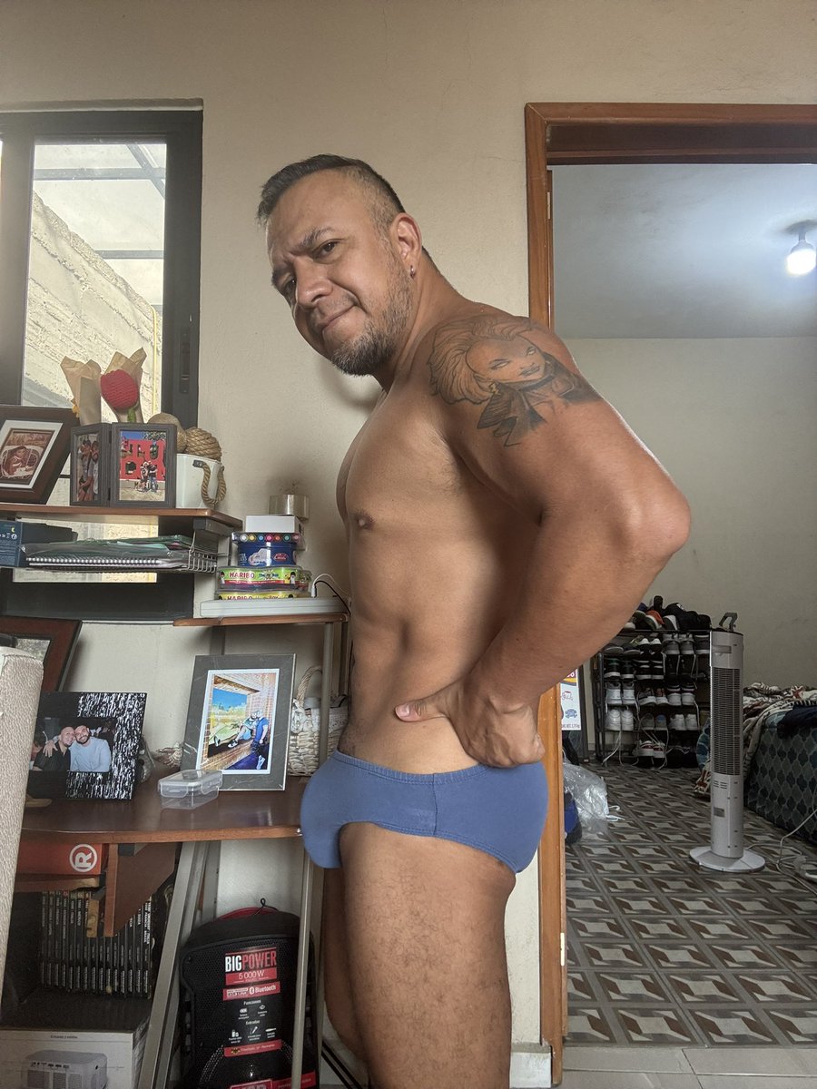 Tú tío, tú padrino: 25K tweet media