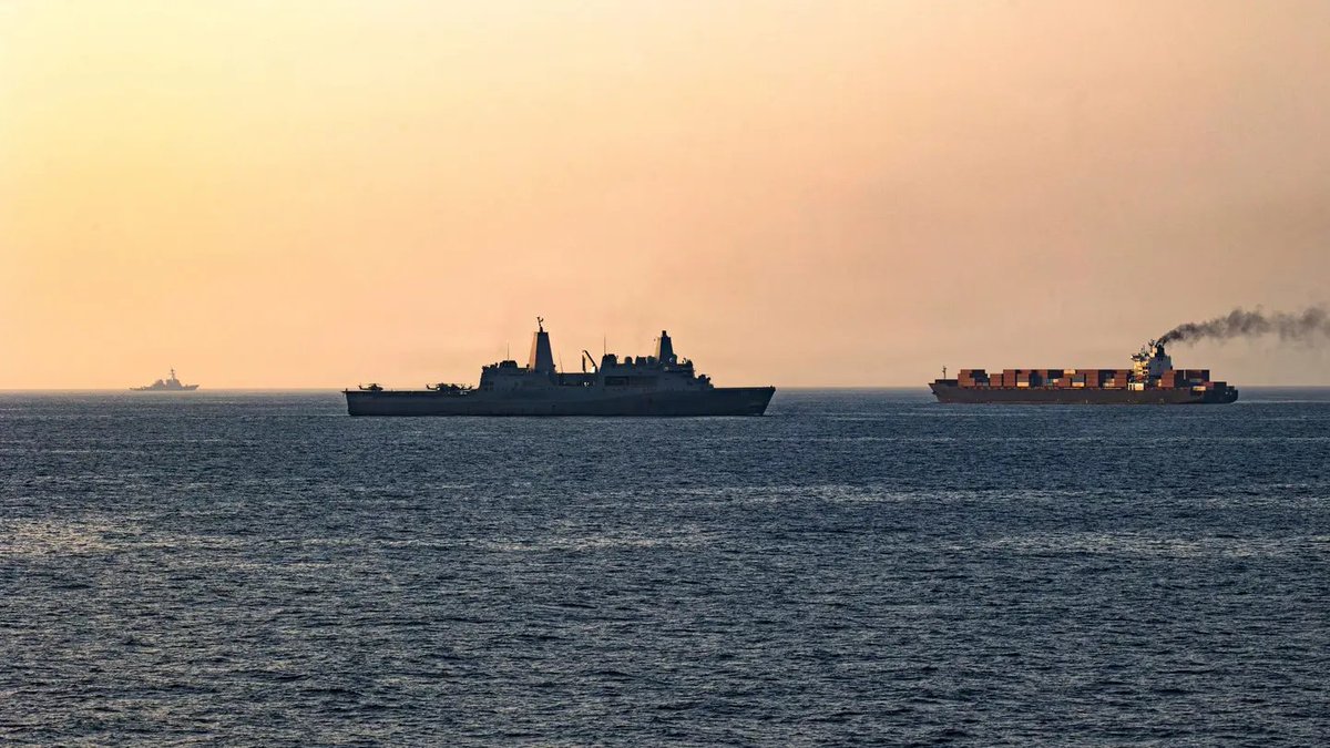 ABD_Bulteni's tweet photo. Trump has announced “Project Freedom,” an operation to help international ships exit the Strait of Hormuz. Iran has warned it will attack any U.S. forces entering the area. CENTCOM says 15,000 service members, with warships and 100 aircraft, will support the mission.
#FOXnews https://t.co/orzn7OOR8j