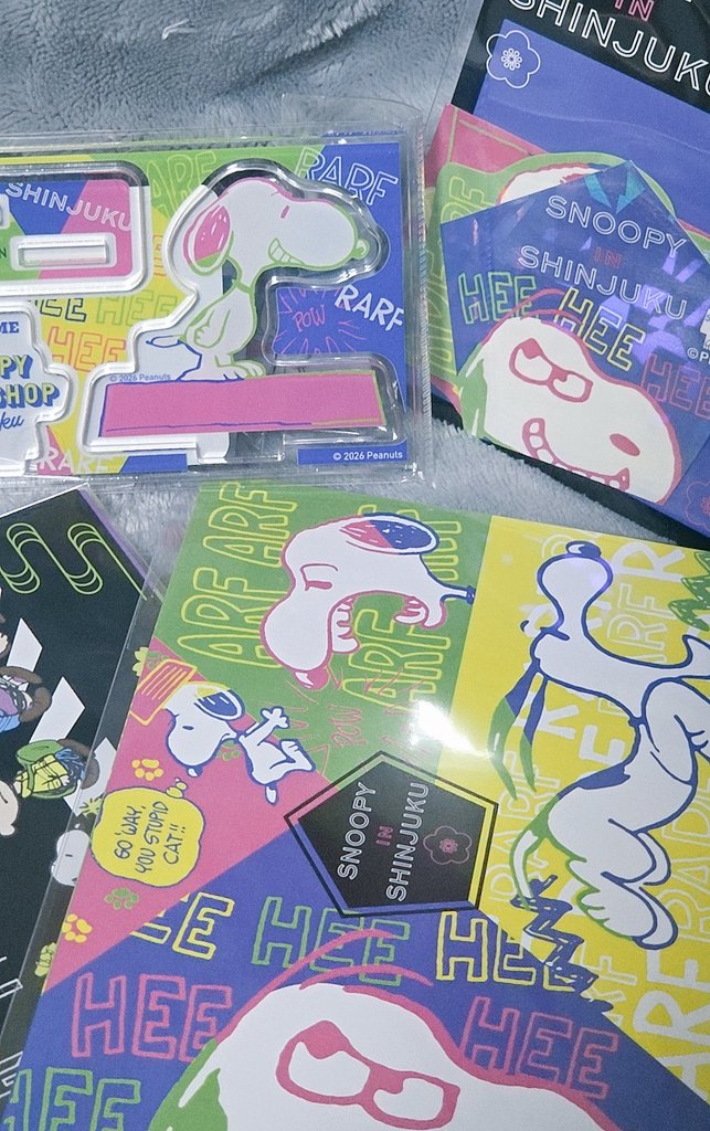 ZwXB9u1Xjp70204's tweet image. スヌーピータウン新宿
新宿店舗が1周年でかわいいアイテム盛りだくさん️(๑ˊ꒳​ˋ๑)

可愛くてこれ以外もいっぱい買っちゃったな
お店もすごいカラフルで可愛かったあ(๑•᎑•๑)

#snoopy #peanuts
#祝1周年
#スヌーピータウンショップ