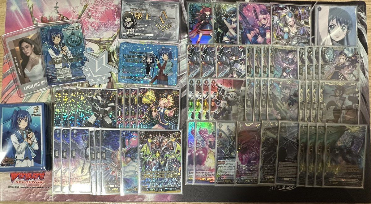 フン tweet media