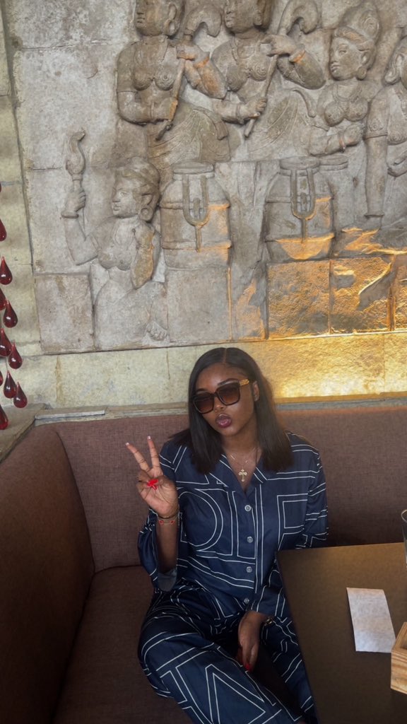 Peace Ighodaro💛 tweet media