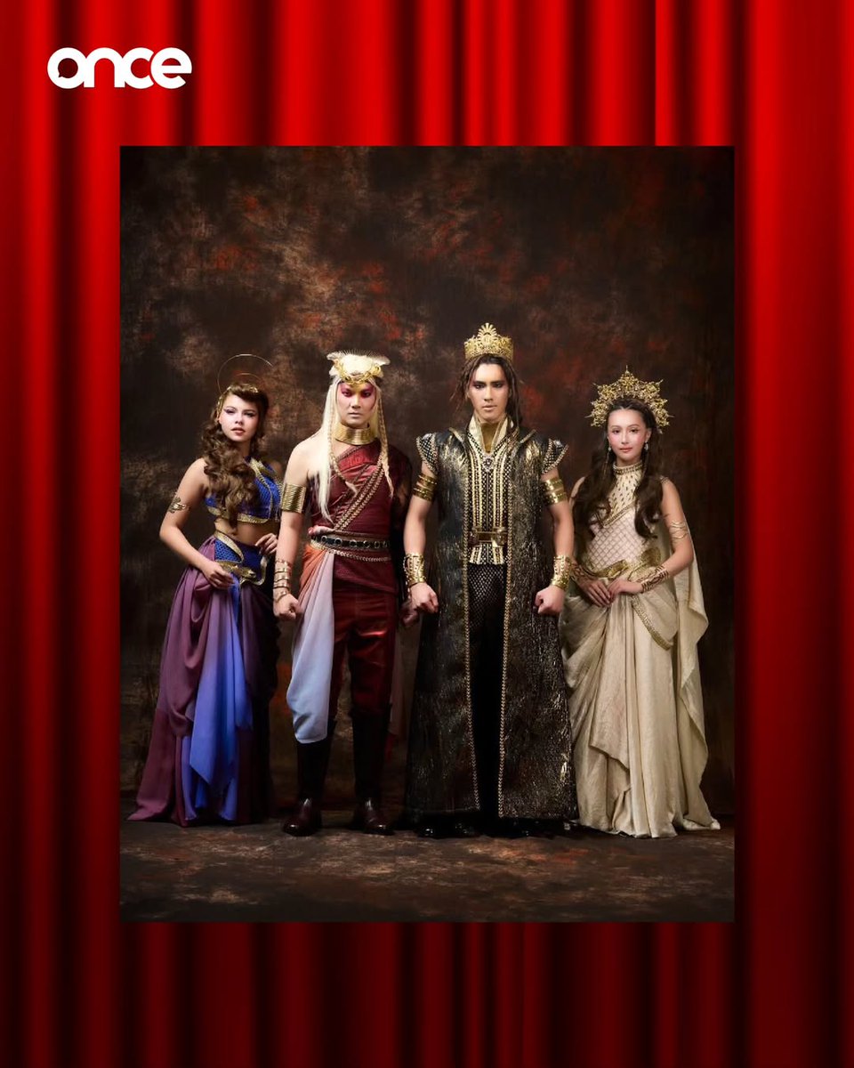 เปิดเดือนพฤษภาคมกับละครเวทีน่าสนใจ ครั้งนี้เราจะมาป้ายยาแบบเน้นๆ ให้เลือกจองบัตรตามสไตล์ที่ใช่

สายแฟนตาซีชื่นชอบความยิ่งใหญ่ต้องไปชม ‘นาคราช เดอะ มิวสิคัล' ที่จะพาทุกคนดำดิ่งสู่โลกใต้พิภพบาดาล ไปมองความรัก ความริษยา และสงครามที่สั่นสะเทือนทั้ง ภพภูมิ ใครชอบงานโปรดักชันจัดเต็ม