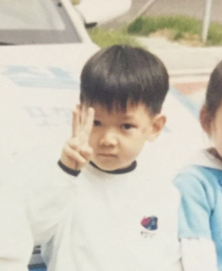 강여상의 하나뿐인 앞니 tweet media