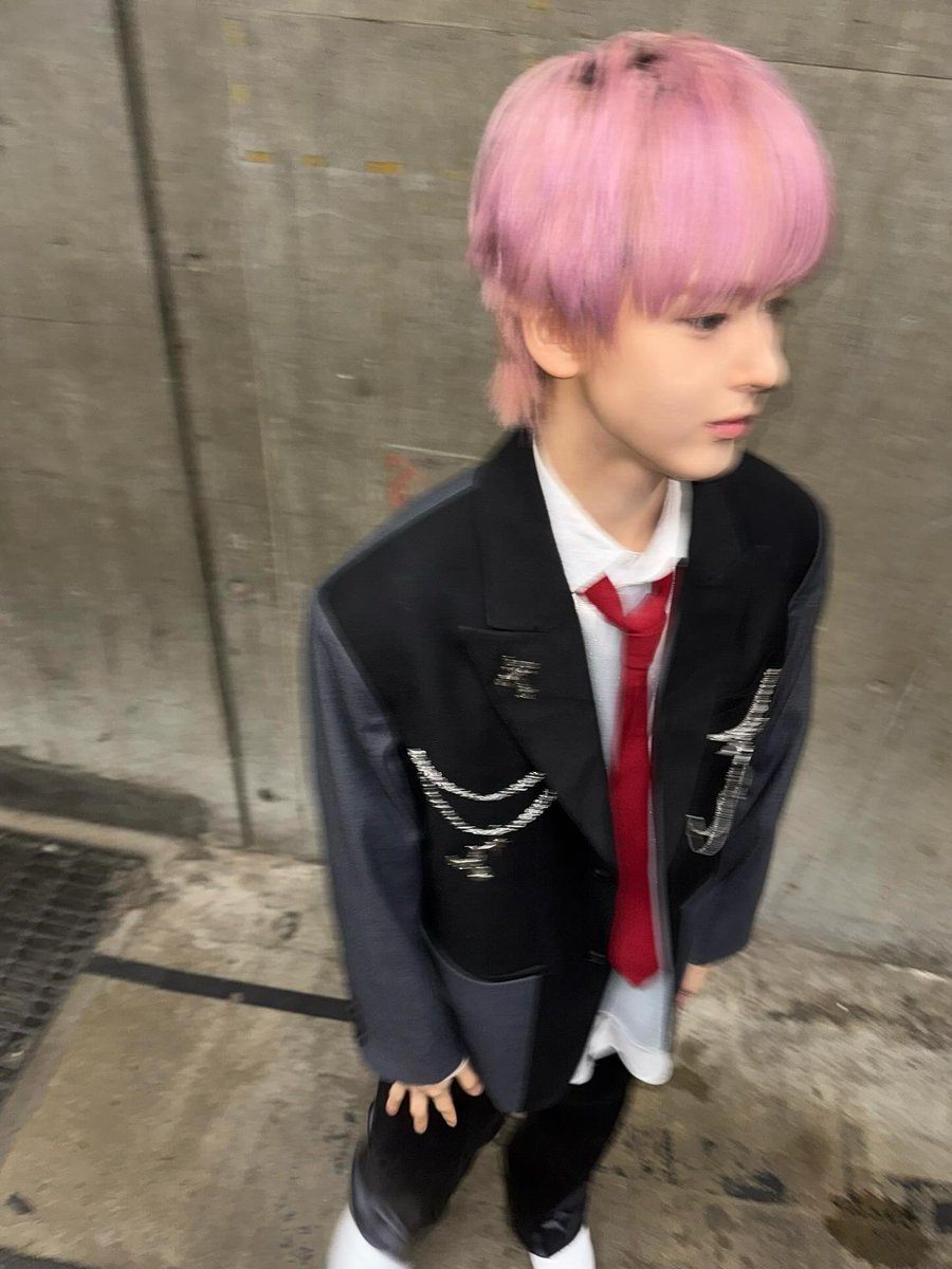 현댕 tweet media
