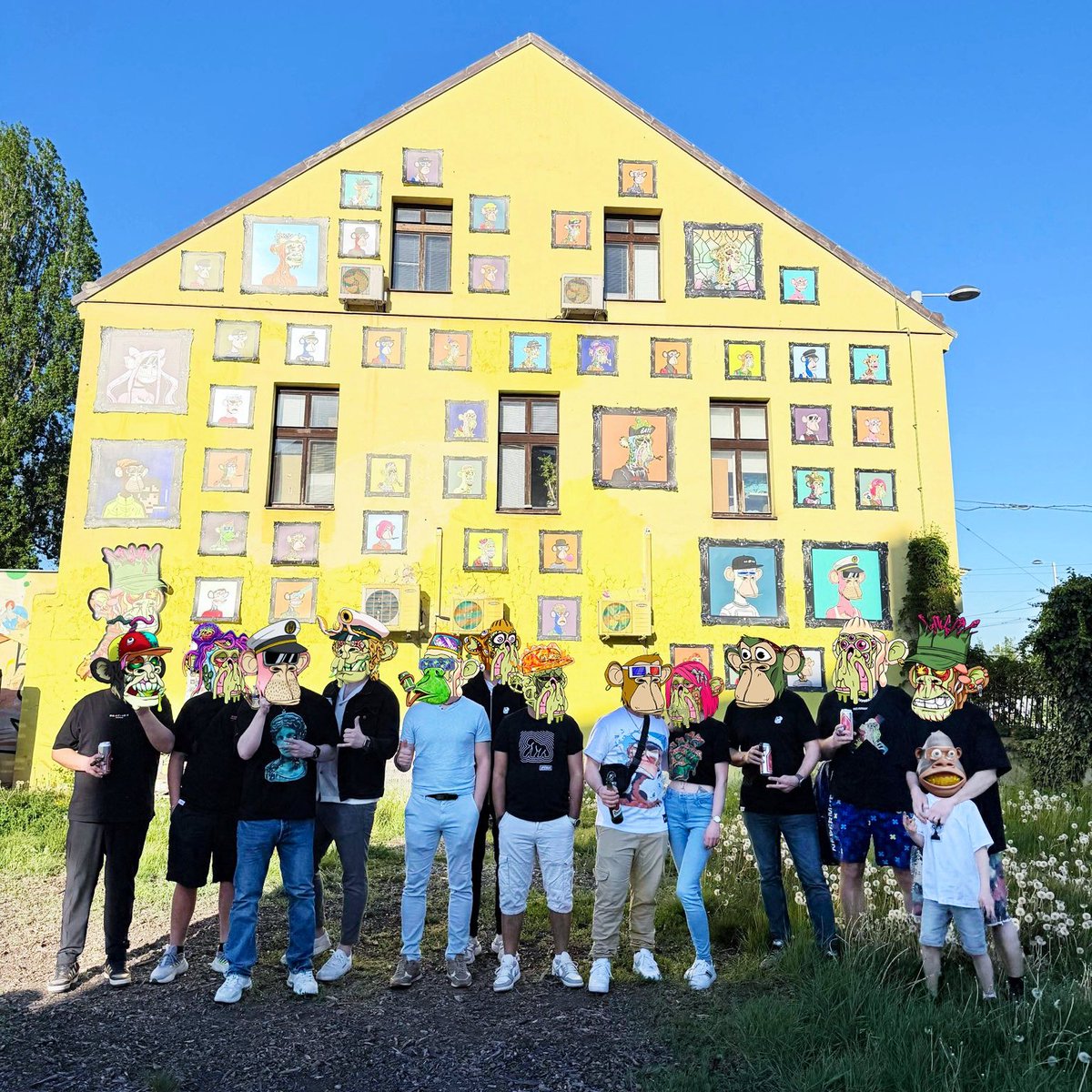 Gratefulape's tweet photo. What an epic meetup!

@BoredApeYC on TOP!

We had such a blast! 

Thank you @apecoin for the support and everyone for showing up! 

Big shoutout to veryone joining us: @nutardios @Pausrr @0xbeerish @0xpnktchn @chinz_eth @nevermxre_com @boredbae98 @crytollie @aloksahay @tinoforbidden @achimh @Utika_nft @samgittis and more!