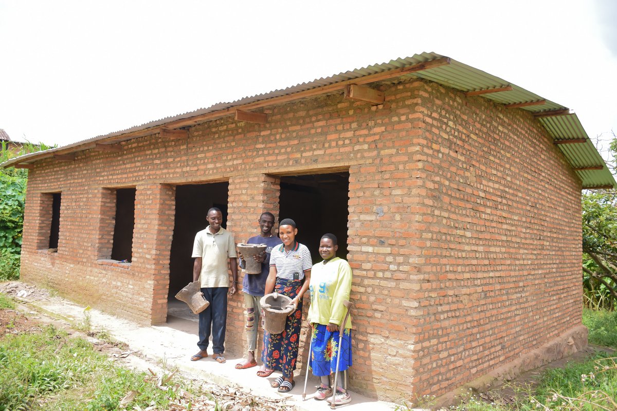 AVSI BURUNDI tweet media
