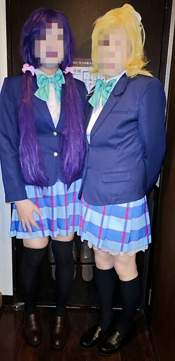 CJDmnk's tweet photo. ラブライブ3年生合わせやりました。同じメーカー製の衣装なので統一感があってよかったです。
制服物は特にそうかもしれません。 https://t.co/OAwesxJNIb