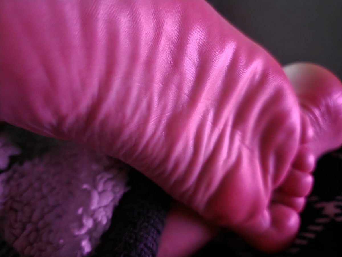 Kandytoes tweet media