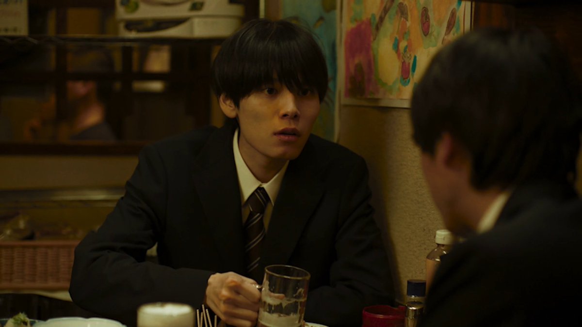 스감 // tweet media