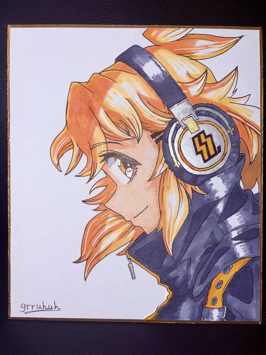 grruhuh's tweet photo. 響ちゃんの色紙完成!!!
メタリックカラー使いたくて描きました!!
おかげでヘッドホンがギラギラ✨✨ https://t.co/WdniJDaE9N