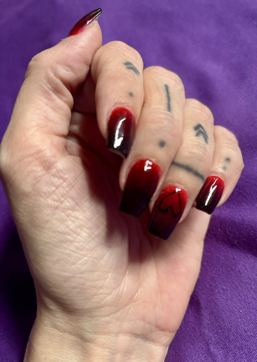 Amaya_etoile's tweet image. j’ai validé votre choix pour la plupart 😎

#nails