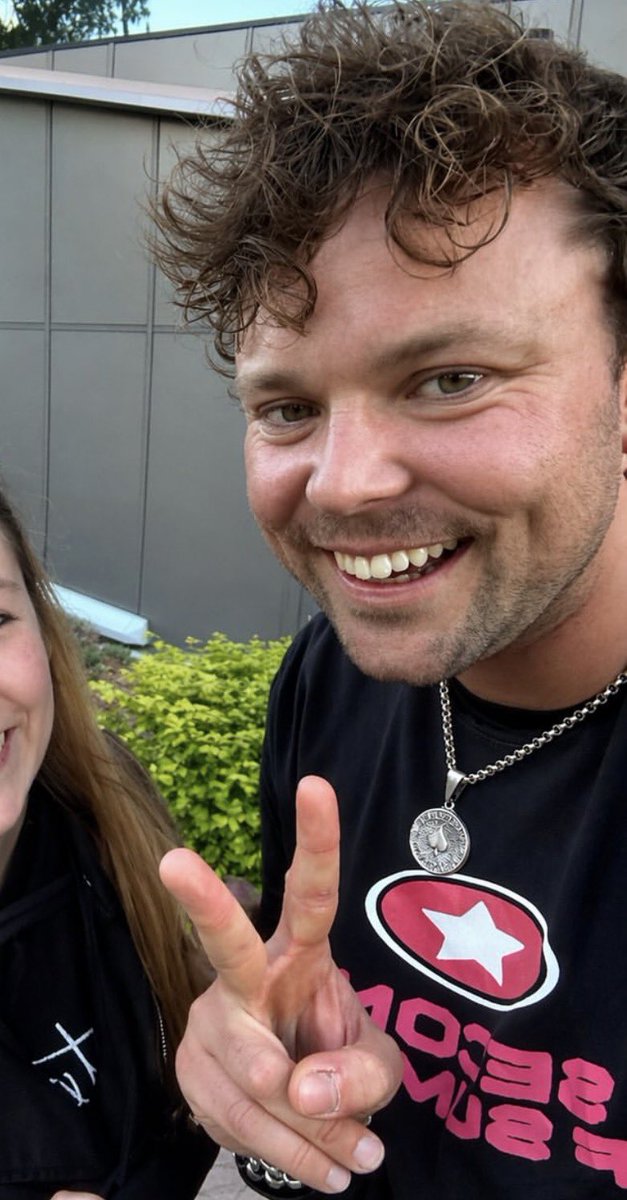 B •15+19+22• ੈ✧̣̇˳·˖✶ tweet media