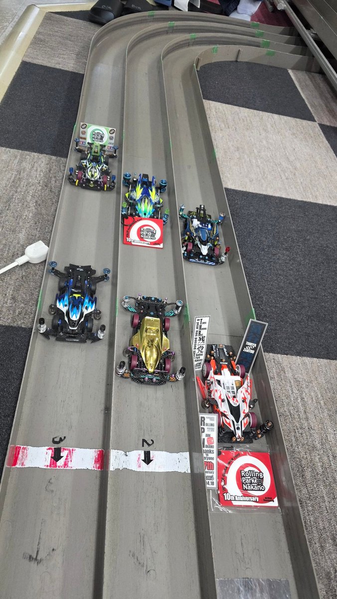 yoshitaka29gma2's tweet image. ローパーの大会で6位入賞
勝ちたかったが、力及ばず🙈
ゴールデンウィークも後2日。
疲れはてた爺は、寝てよう日になりそう😱
#ミニ四駆 #MA #ローパー