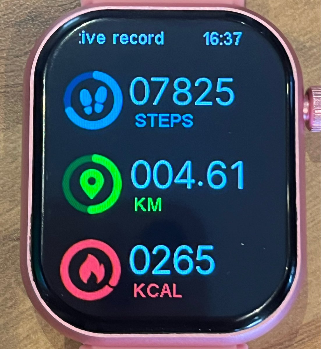 whimsiicalss's tweet photo. me and my bf just walked around aimlessly for 2 hours in the forest because he wants to help me get my steps goal, and we smoked a watermelon spliff!!! time for cheesy pasta https://t.co/Qiz9JhI1b2