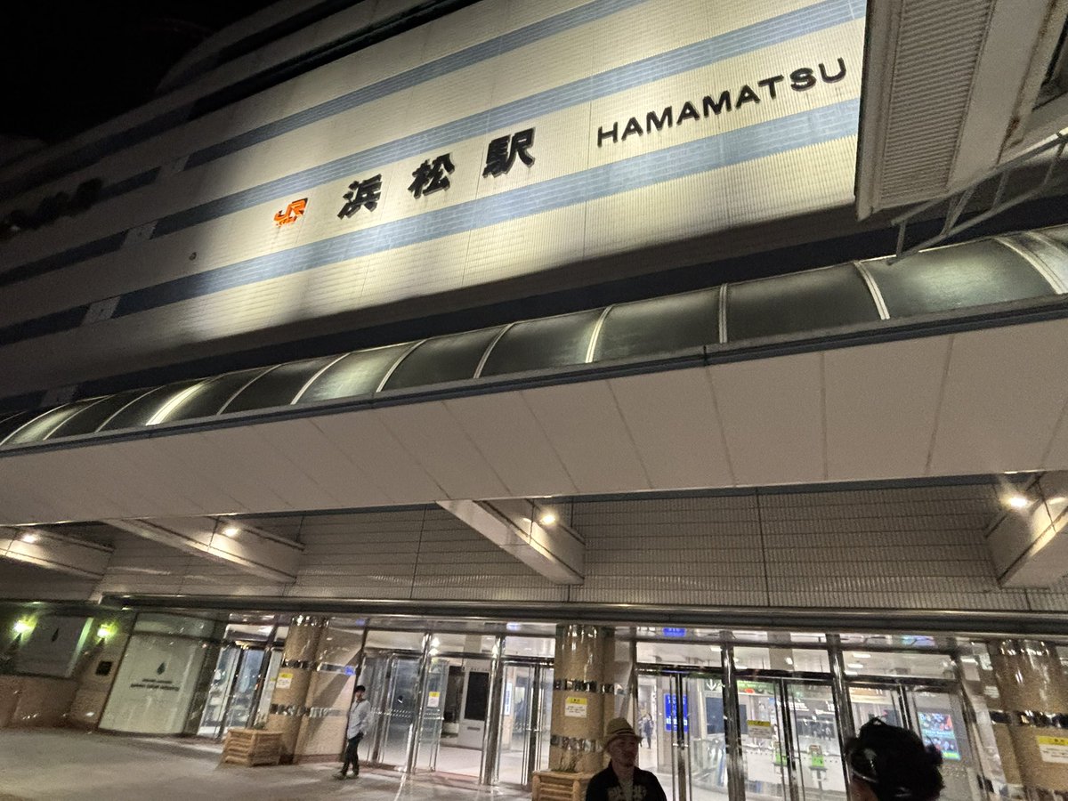 あい tweet media