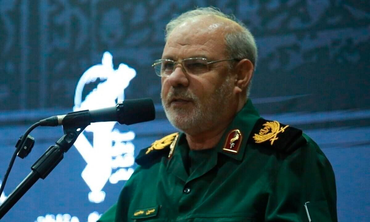 A_M_R_M1's tweet photo. 🚨 Islamic Revolutionary Guard Corps spokesperson Brigadier Hossein Mohebi:

No changes have been made to the management of the Strait of Hormuz.

Safe passage will only be guaranteed for civilian and commercial vessels that comply with IRGC naval transit protocols and the designated route.