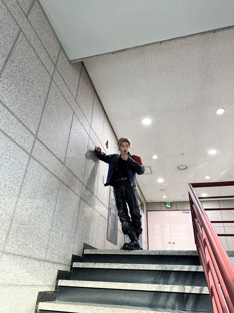 도균. tweet media