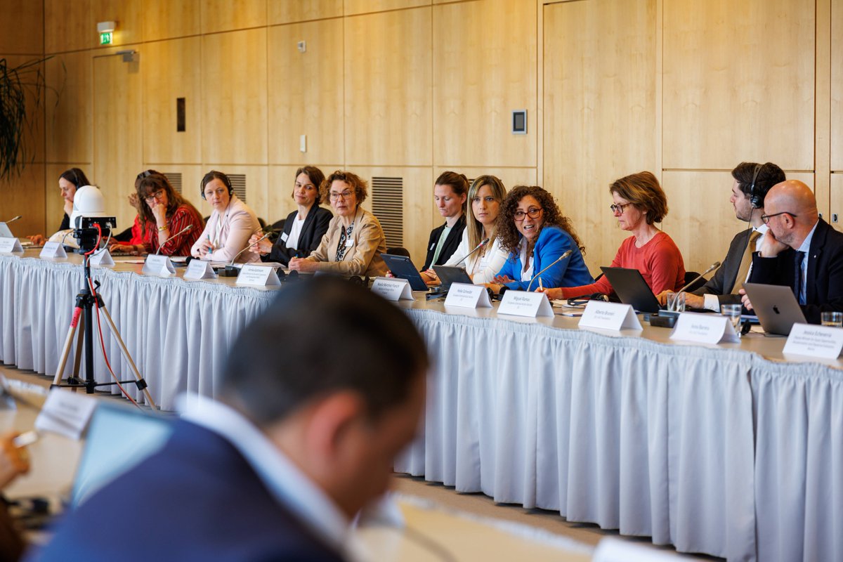 eulacfoundation's tweet photo. 🌎🤝🇪🇺 A milestone for birregional cooperation on care: today, countries from the European Union, Latin America and the Caribbean have taken the first formal step in implementing the EU–LAC Biregional Care Pact.

Gathered in Berlin, representatives of the states participating in the Pact agreed on working methods and coordination mechanisms for the National Focal Points Network, and jointly defined the priorities for their agenda for the 2026–2027 period.

This pioneering mechanism, adopted at the CELAC–EU Summit in Santa Marta in November 2025, places wellbeing, dignity and equality at the heart of the relationship between both regions — recognising that care systems are a fundamental pillar of our societies.

https://t.co/lou5gyg8qN

#EULAC #PactoCuidados #CarePact