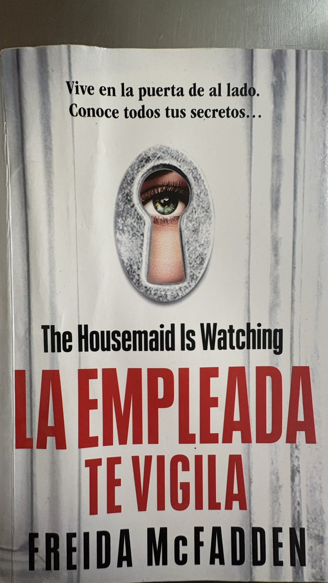 celyrueda's tweet photo. Fin de lectura…tercer y último libro de la saga de “la empleada”. Ahora Millei está casada con Enzo y tienen dos hijos: Ada y Nico. Compran una bonita casa y los vecinos son amables e interesantes…al principio. https://t.co/brkoBRSK0Z