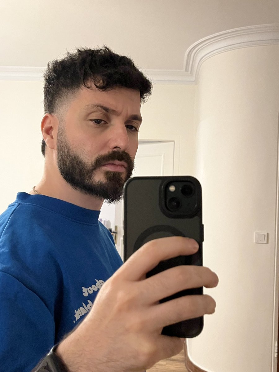 2SlashX tweet media