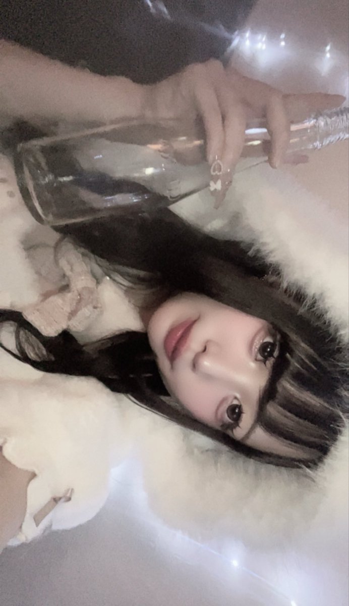 ゆの tweet media