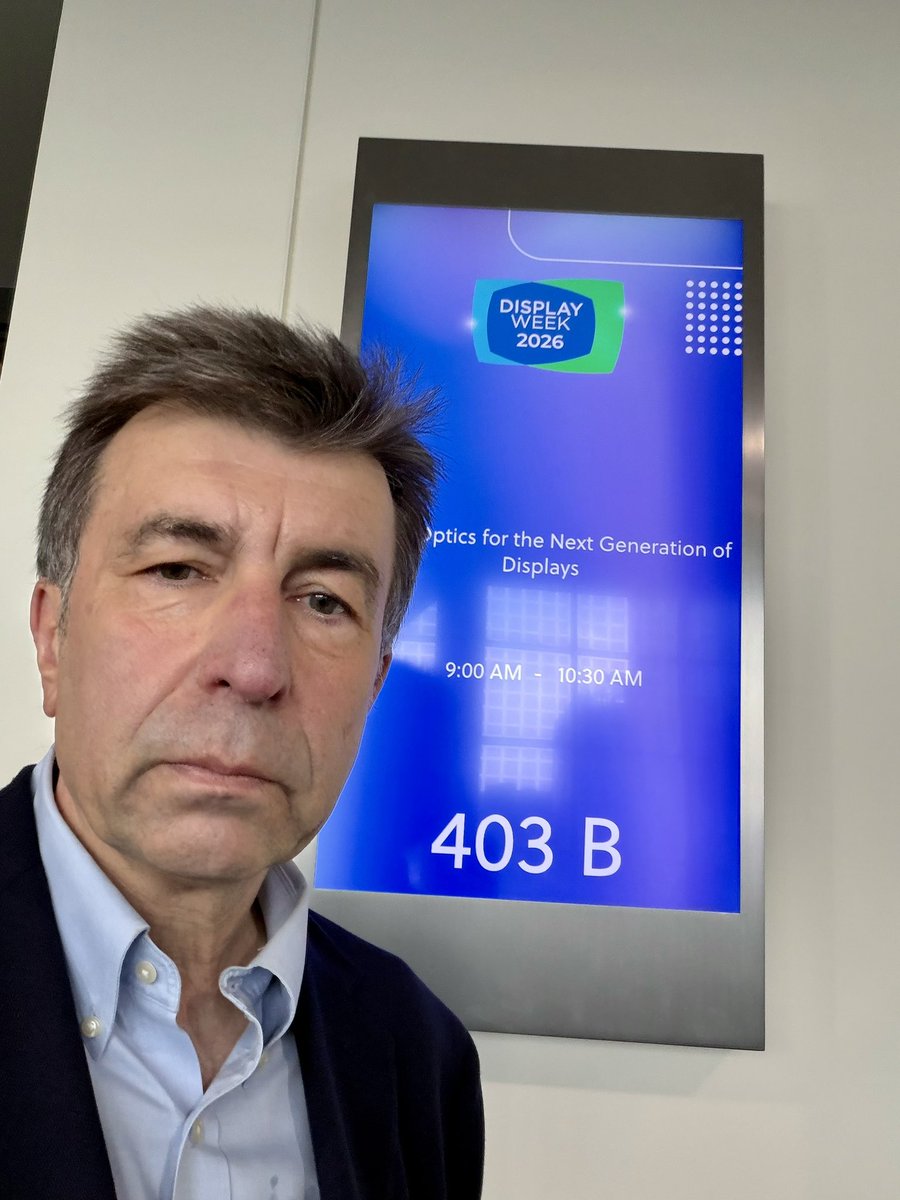 pablo_artal's tweet photo. In Los Angeles 🇺🇸 today!

Lecturing on the principles of visual optics for future displays!

@DisplayWeek 
The largest display tech conference 😉 Thanks for the invitation 

@Lo_um @UMU @Voptica https://t.co/M4KB3ZMTDt