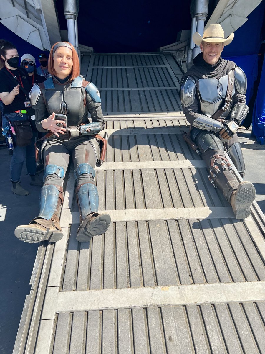 Katee Sackhoff tweet media