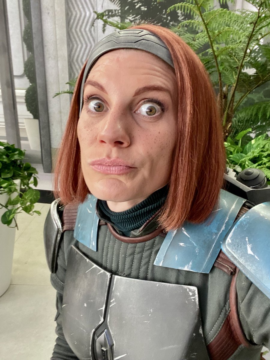 Katee Sackhoff tweet media