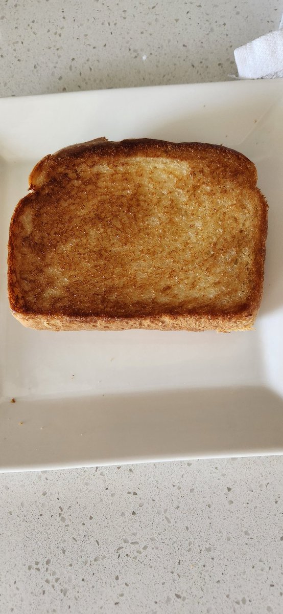 valroseplays's tweet photo. Probably the best grilled cheese I have ever made 😍
#Lunch #grilledcheese #Monday https://t.co/2NP5jqakUP