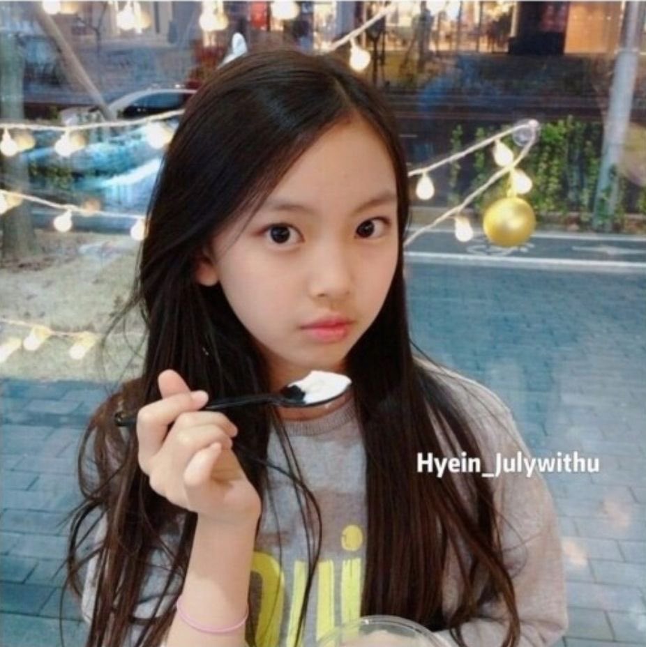 amorrmanet's tweet photo. 오늘은 어린이날 혜인이 세상 ´͈ ᵕ `͈ ♡ https://t.co/SbbD5sYiww