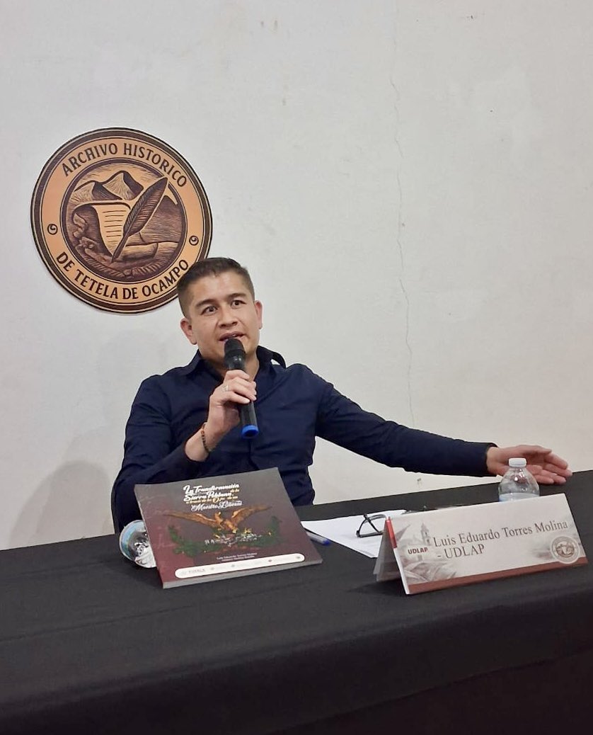SocDefensoresRM's tweet photo. El 2 de Mayo, tuvimos el honor de participar en el evento “La Sierra Norte de Puebla en el #5deMayo: el papel decisivo del Sexto Batallón”, realizado en #TeteladeOcampo. Presentándose el libro “La transformación de la Sierra Poblana a través de los ojos de un maestro liberal” 🧵 https://t.co/MfZTMK5Uhg