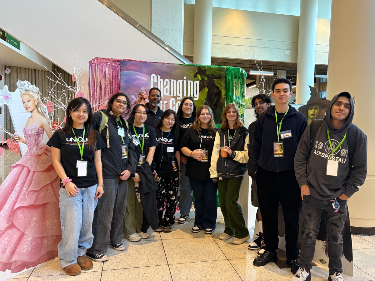 SacStateUNiQUE's tweet image. 🤩 A quick shoutout to our amazing volunteers, we couldn't run this program without you!

#sacstate #studentlife #campuslife #volunteer