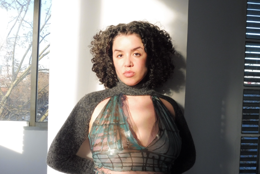 itacatagencia's tweet photo. L'artista catalano-amaziga Ikram Bouloum presenta la seva performance "Poem/me xx1" al Museu Tàpies.
7 maig, 18h | @MuseuTapies
+ informació: https://t.co/5WPwTD5ZSs
#amazig #art #interculturalitat https://t.co/URuKYTBhJm