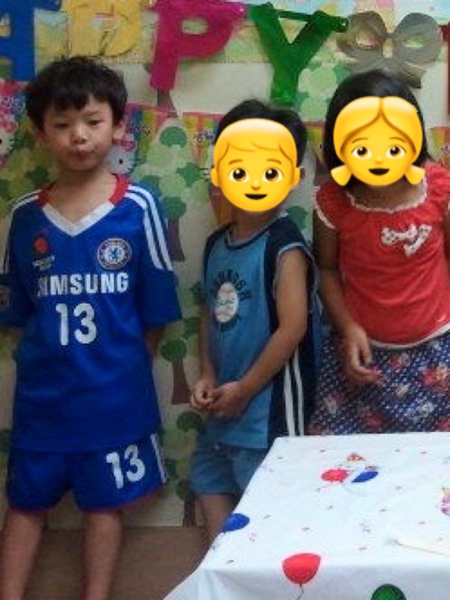 어린이날 기념 유진이가 보내준
뽀돌이시절 봐야 해..