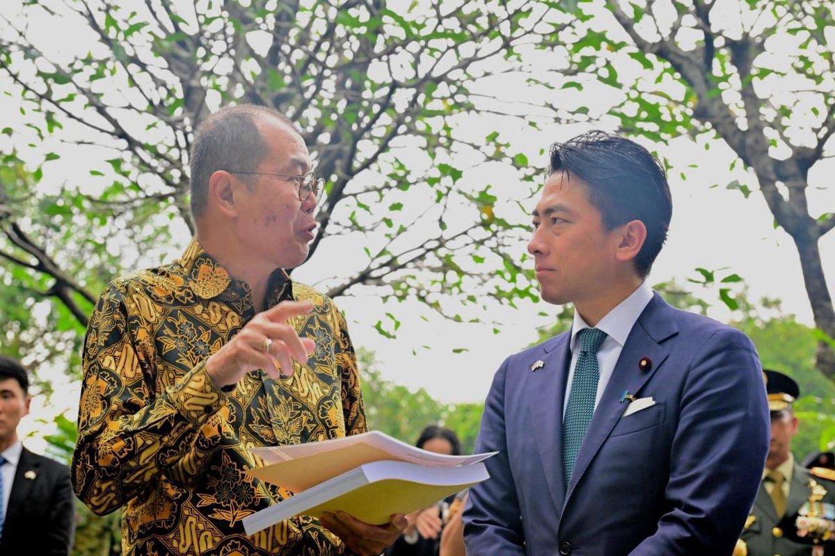 小泉進次郎 tweet media