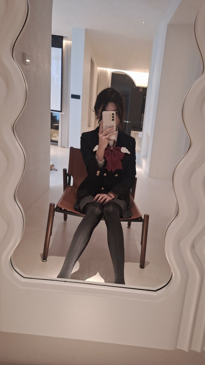 ccjiangde's tweet photo. 邓超呢 #CD #可爱的男孩子 https://t.co/NVgaNOkhMn