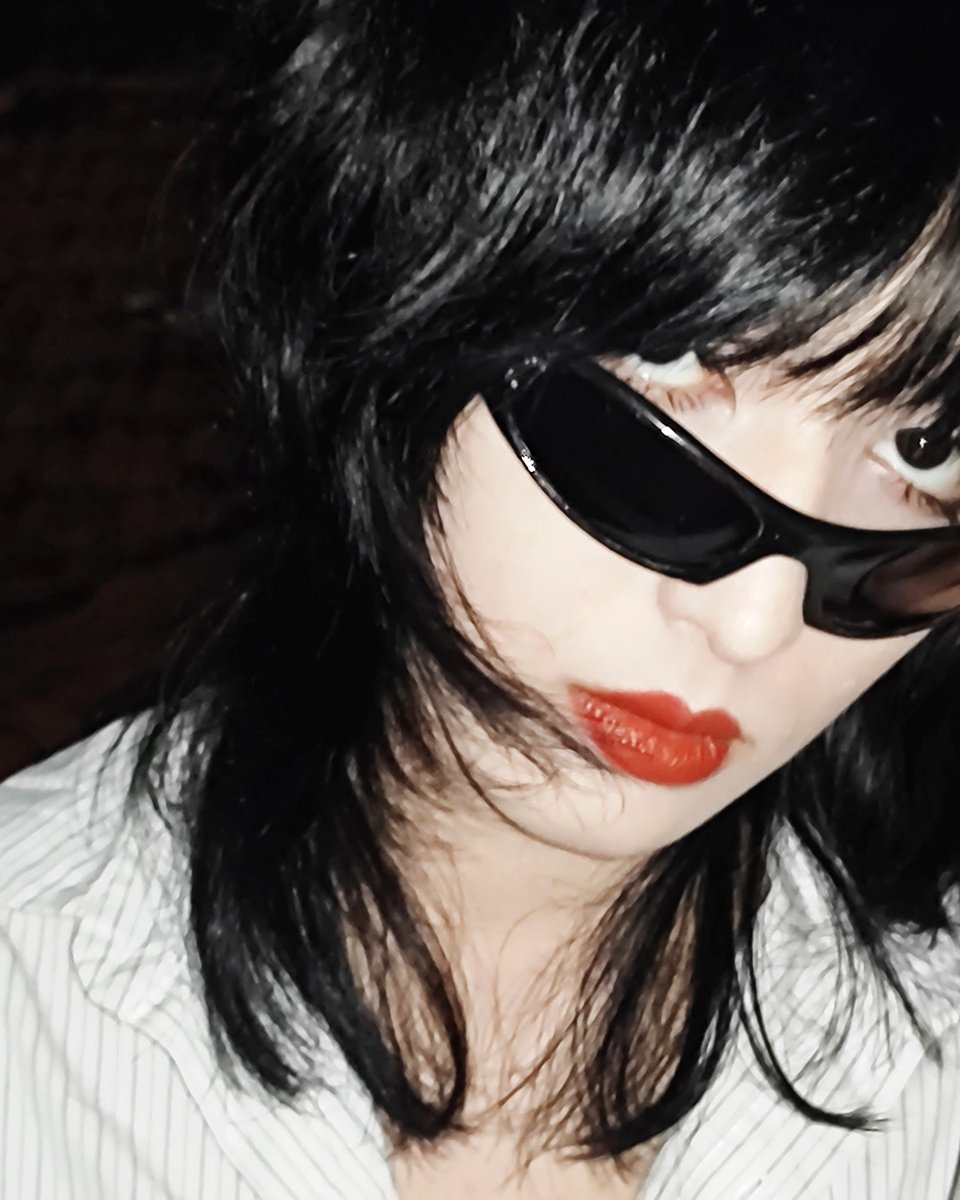 ana "motoca" suzuki :) tweet media