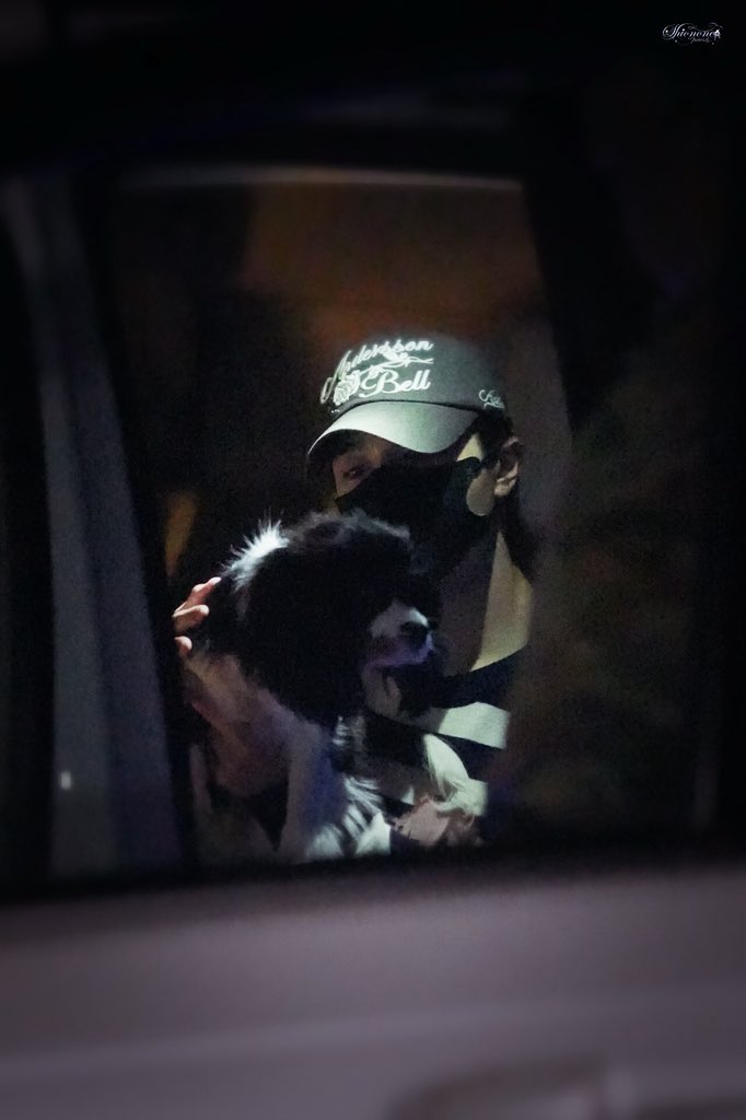 🌃🚗🐕‍🦺👋🏻
<a href="/patrick_pppat/">Patrick</a> #แพทริค 
#DancingWithTheTide
#ZhangYuehui #何不同舟渡