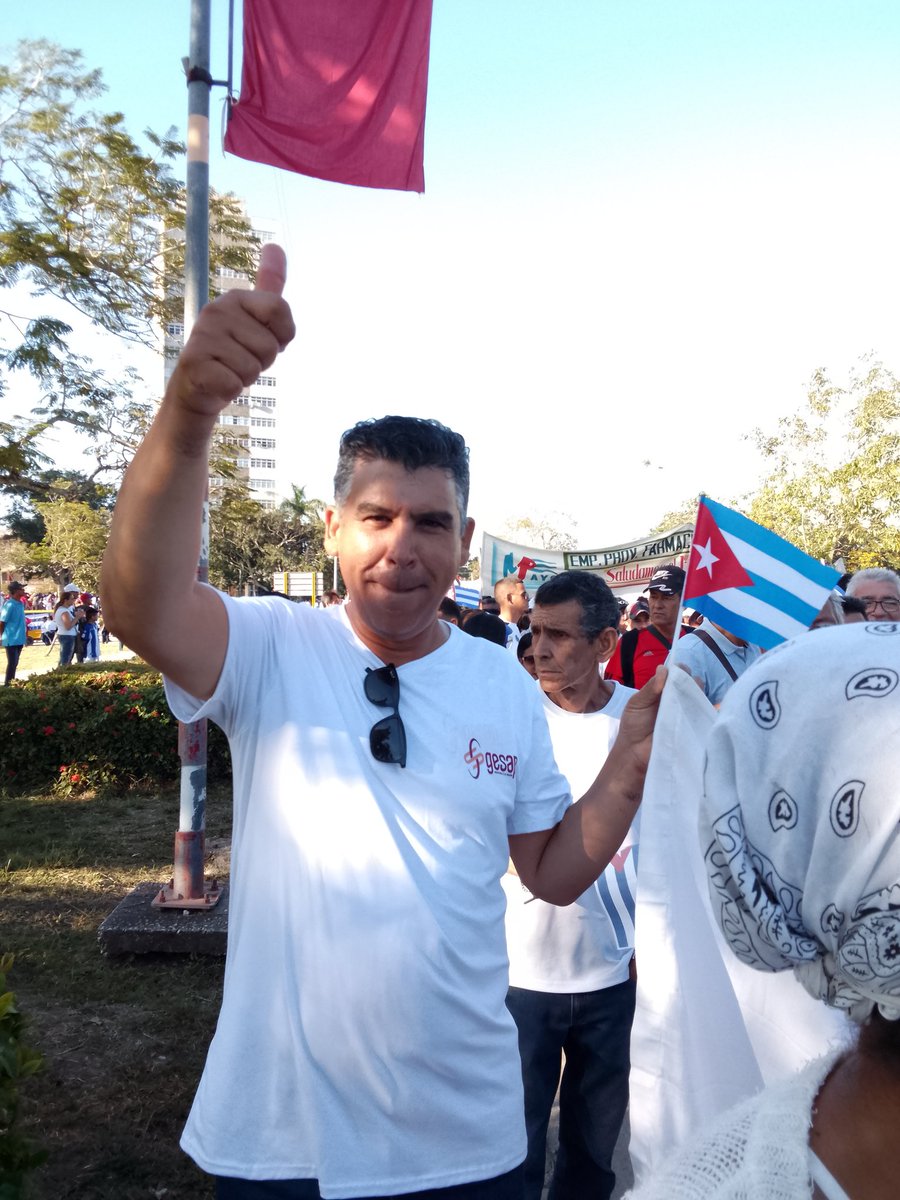 GesapComunica's tweet photo. Rostros de #Gesap en Primero de Mayo en #Holguín https://t.co/yoQ66ym9wb