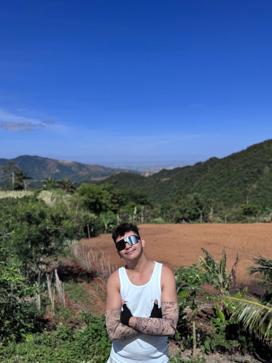 SUPERICO1998's tweet photo. AURORA BALER 📍 https://t.co/VAyB6Rjtyv