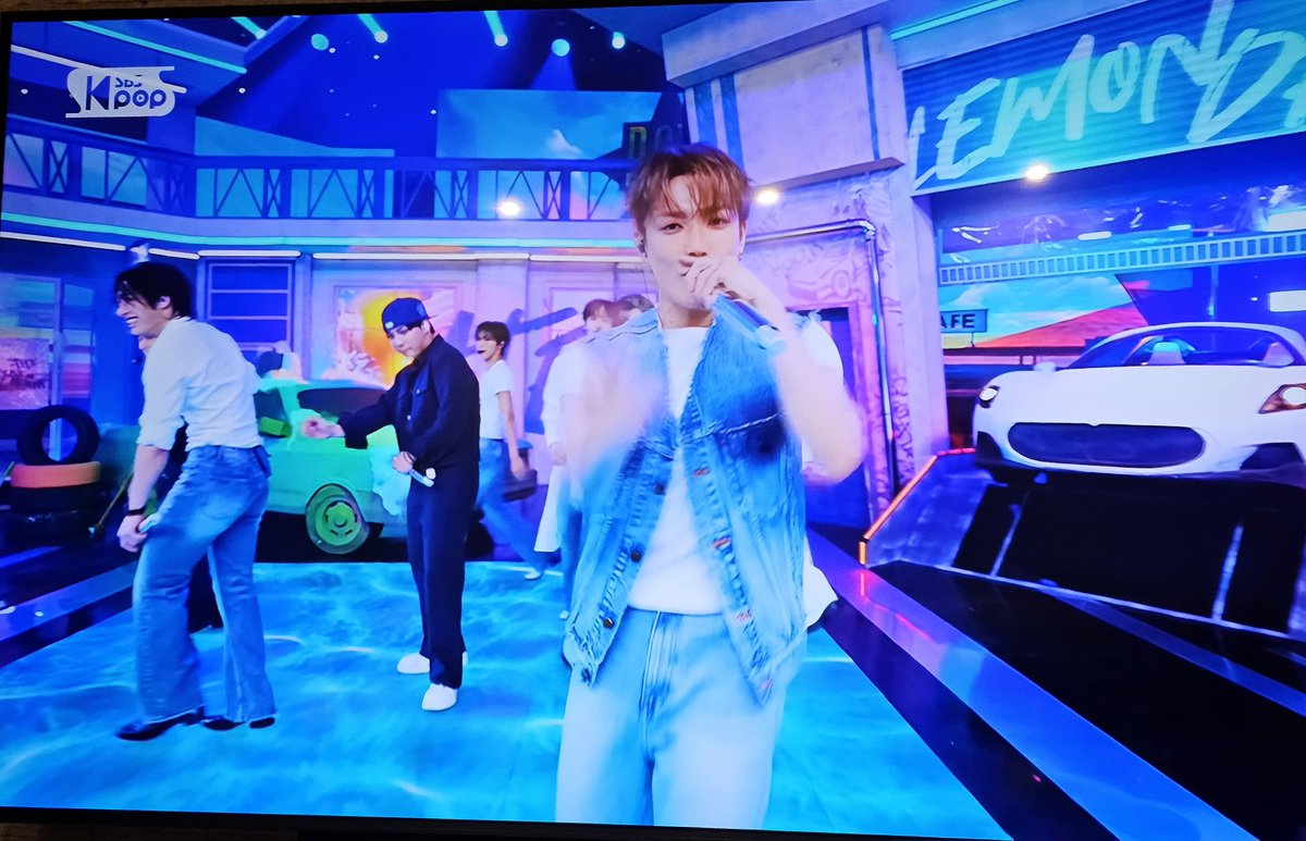 아쿠아 tweet media