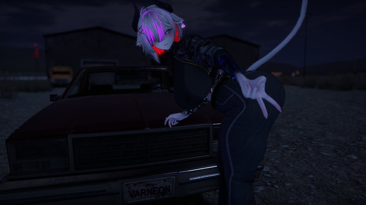 Vexxy's dark alley tweet media