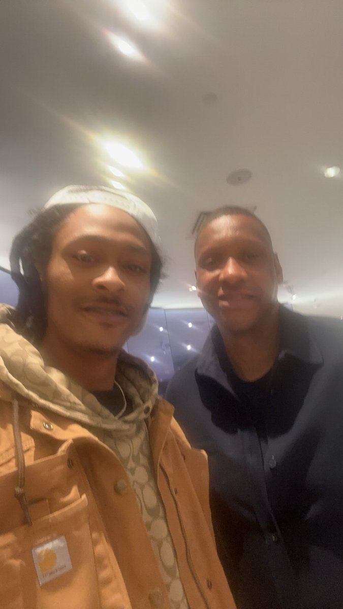 carsonkmc7's tweet photo. NEW PREZ FOR DALLAS MAVS https://t.co/qca2foHJJU