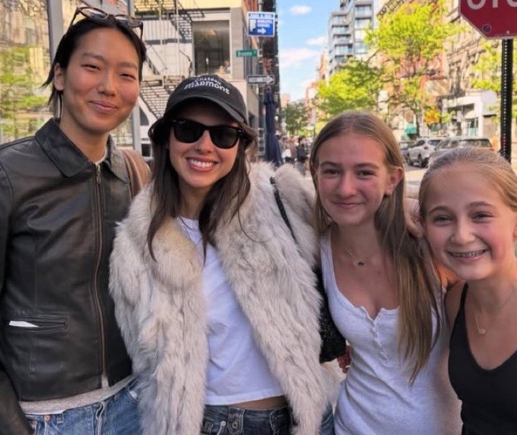 Olivia Rodrigo Daily tweet media