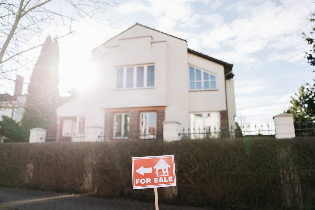 GilbertSorola's tweet image. Thinking about selling your home or investment property? The process can feel overwhelming, but we help simplify every step—from prep to closing.

Learn more here: 1l.ink/H3NQCGF

#RealEstate #LafayetteIN
