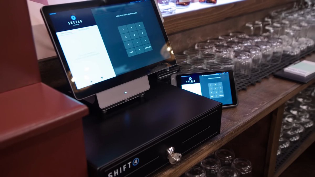 SkyTab tweet media