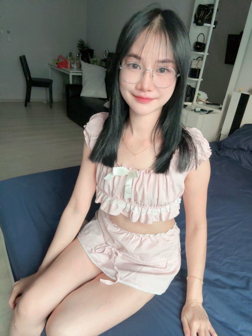 ลูกศร tweet media