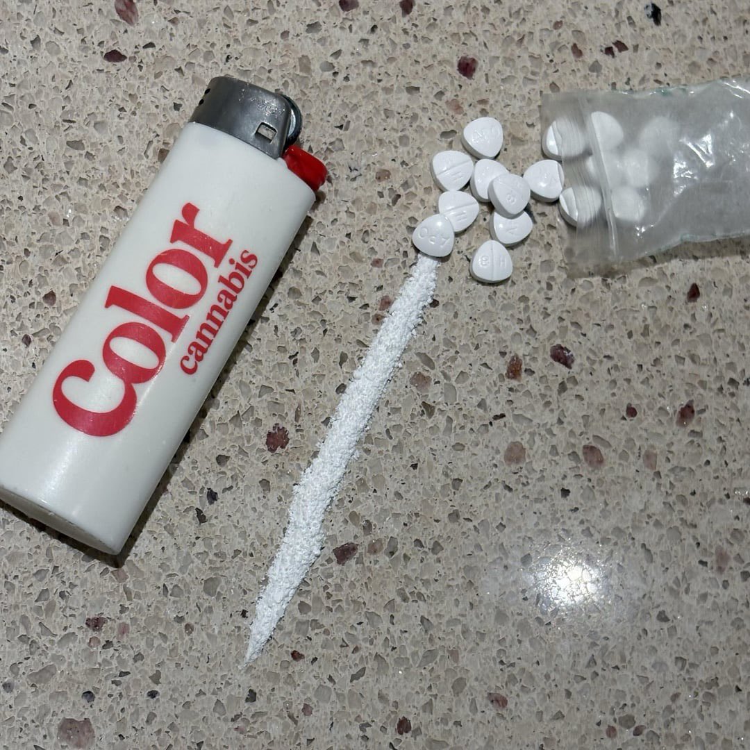 Jenifer_671's tweet photo. Mmmmm dillies
These little fuckers are the best, iyk you know 😈 #drugtwt #coketwt https://t.co/0iTsfbTUGy