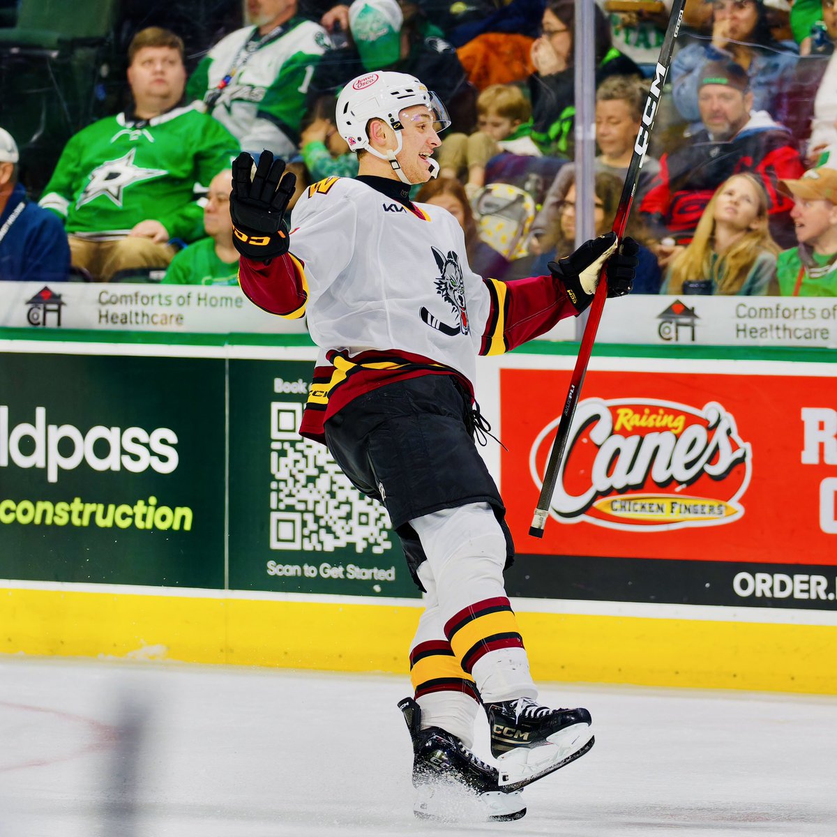 x- Chicago Wolves tweet media